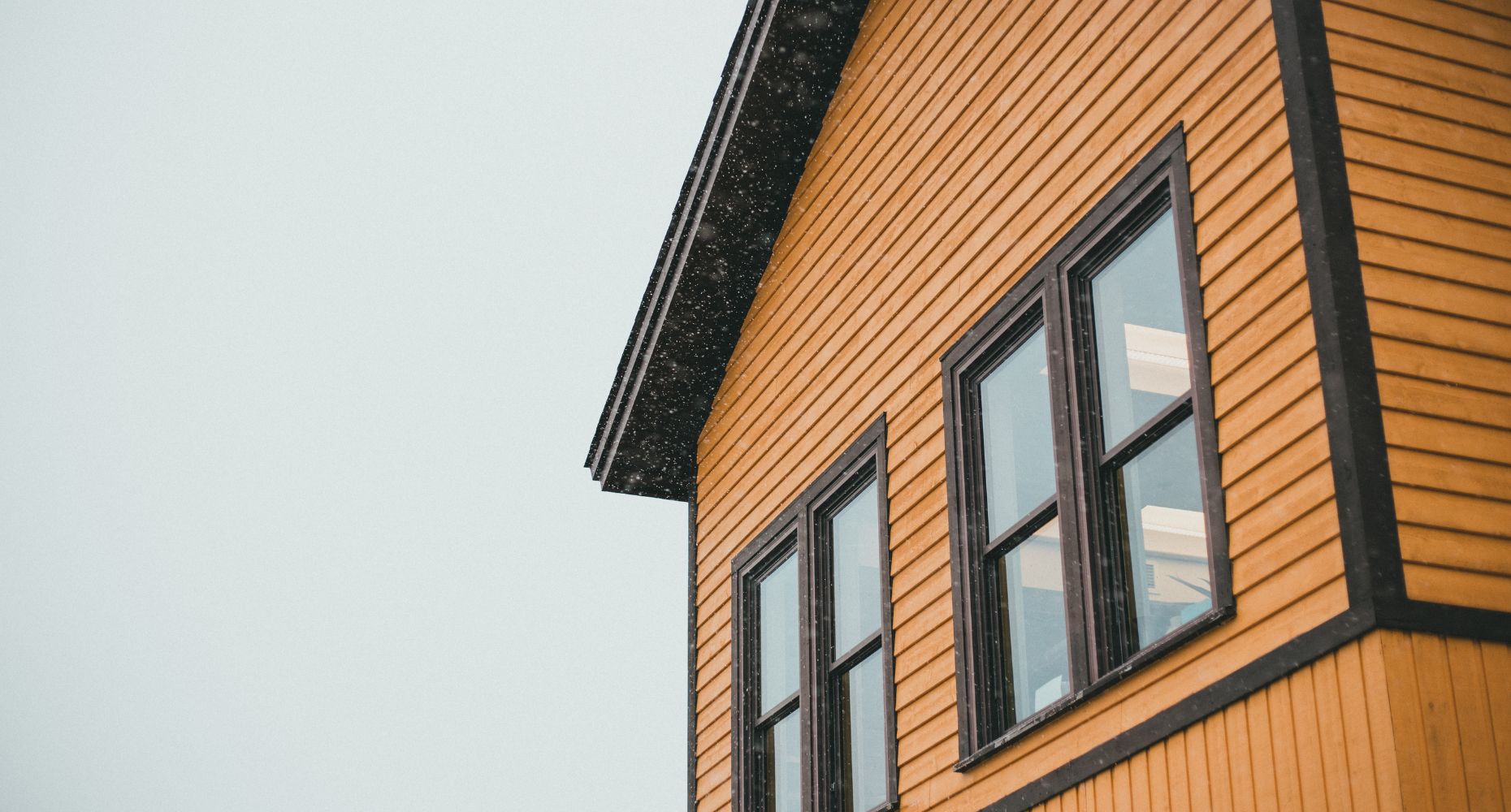 Ocieplenie domu drewnianego i domów z bali celulozą – Ocieplenia Celulozą Ocieplenie domu drewnianego i domów z bali celulozą - Ocieplenia Celulozą